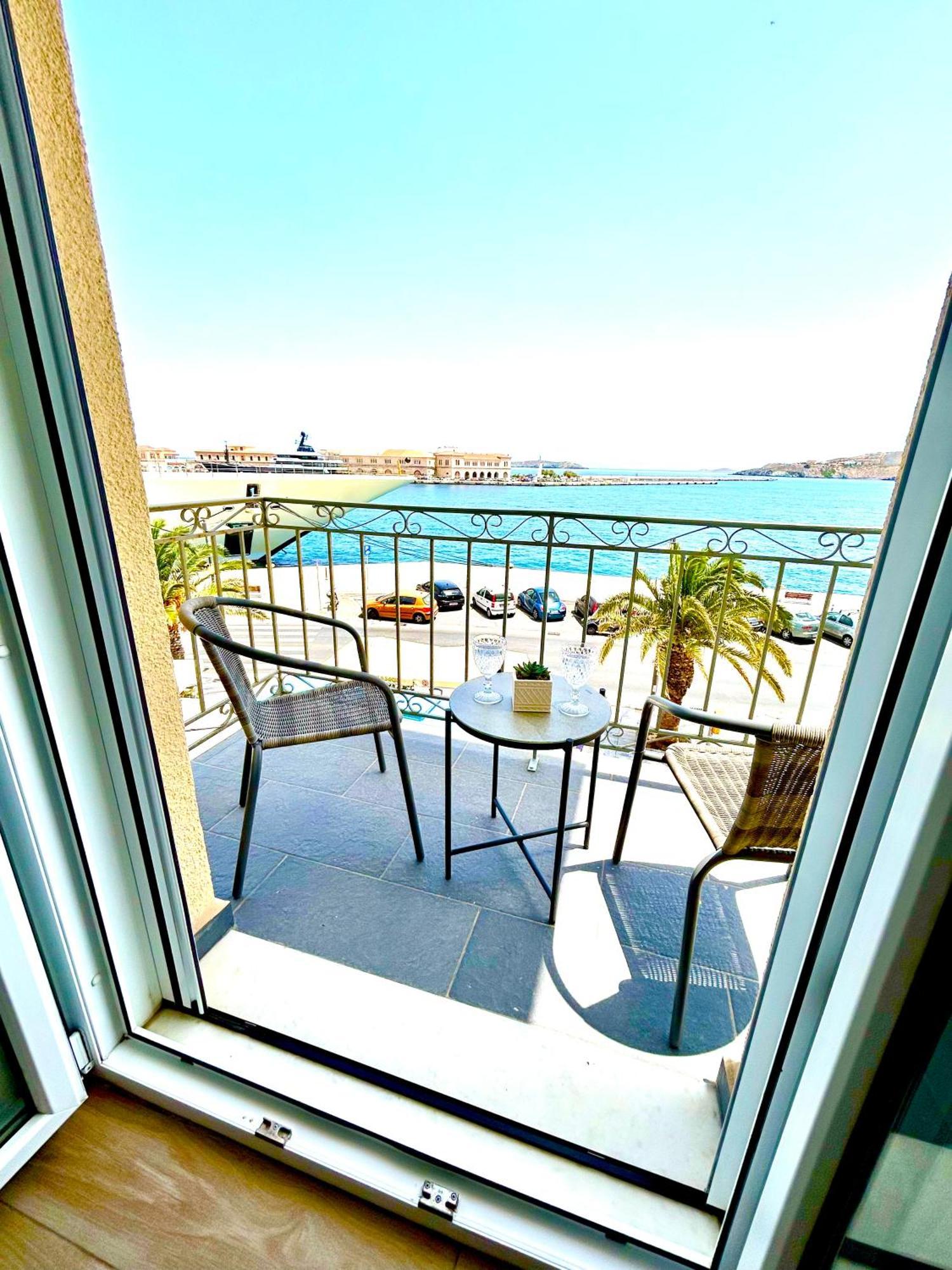 Emilia Suites Ermoupoli Exterior foto